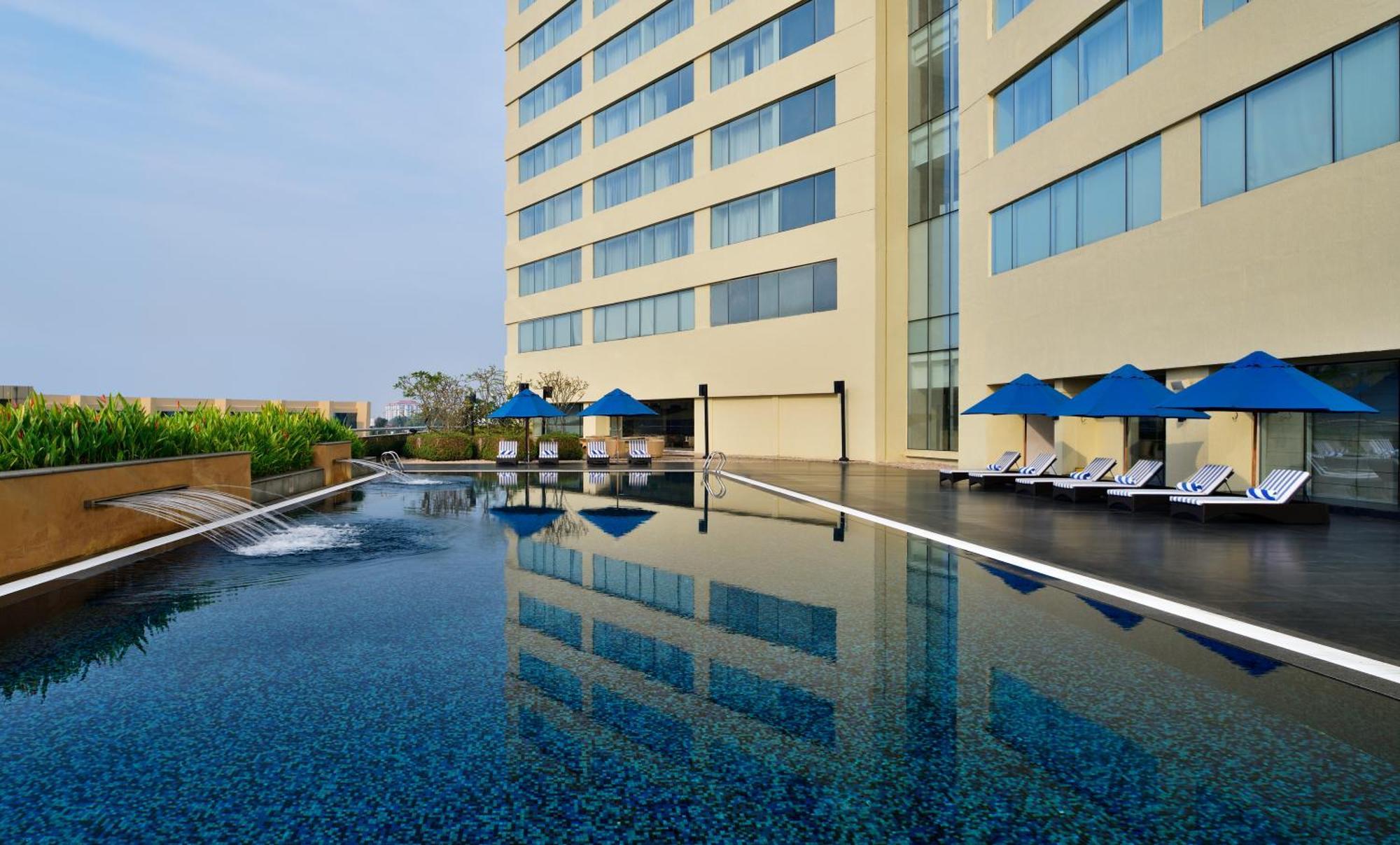 고치 메리어트 호텔 Kochi 외부 사진 The Park, Hyderabad